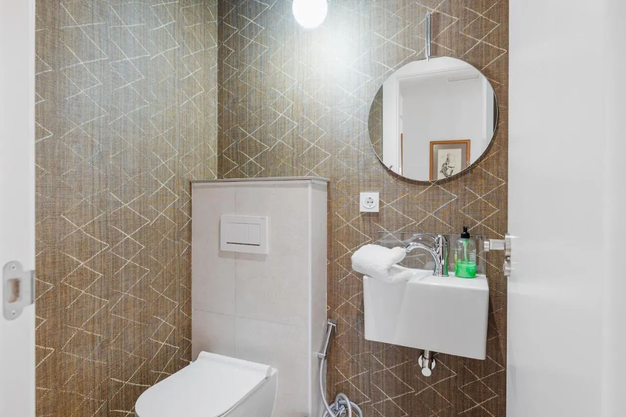 מאלגה Soho 2 Bedrooms Apt Next To The Beach דירה